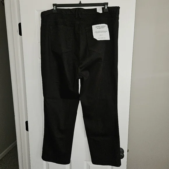 Good American Good Curve Straight Black Denim: 20 Plus 28" Inseam - Picture 5 of 13